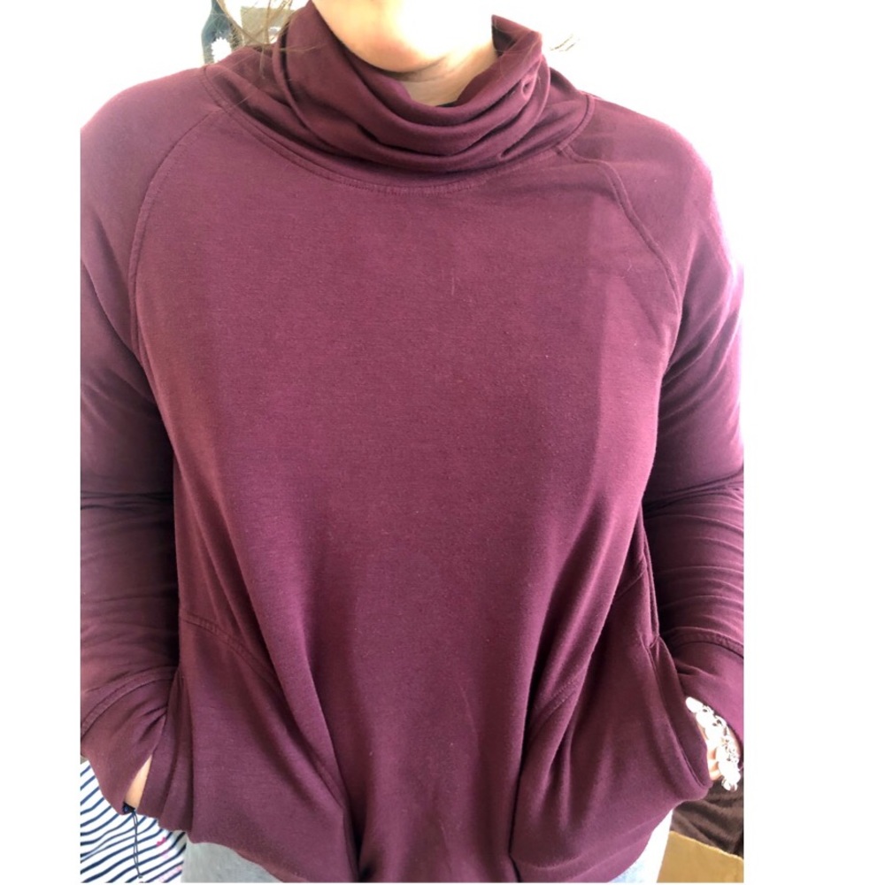 Sam Edelman Maroon Turtle Neck Sweater